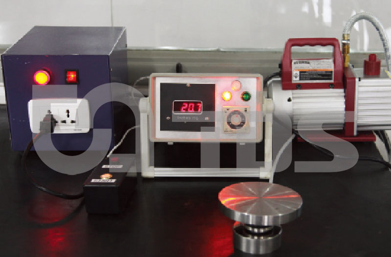 vacuum leak tester